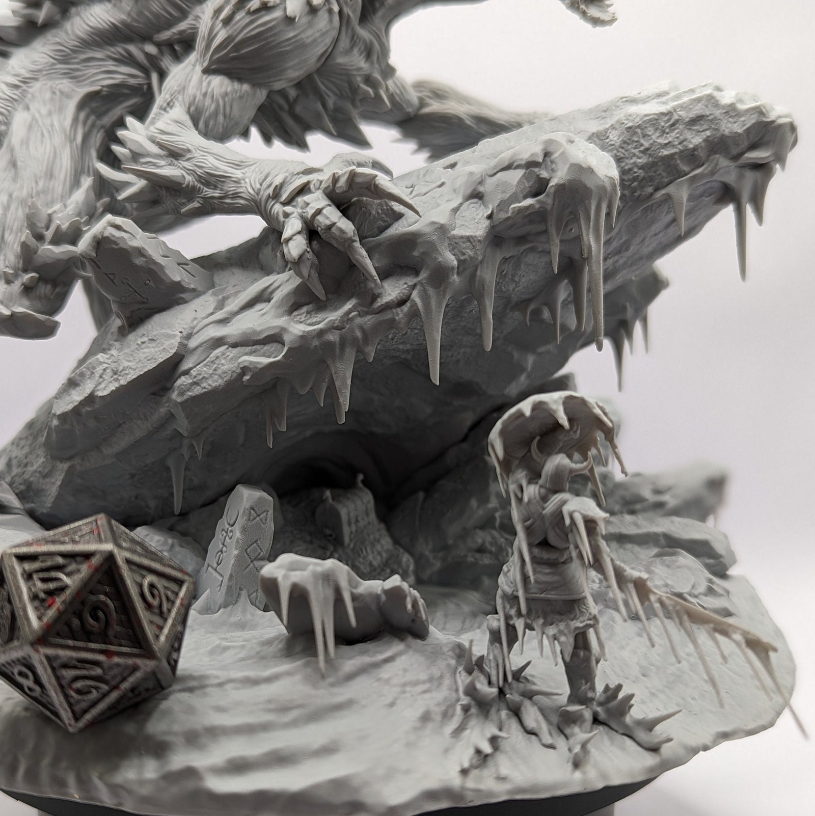 Fionrir | Miniatures by Archvillain Games | Resin Mini for Tabletop Gaming, D&D, Pathfinder, Painting | Assembled and Primed - Brush and Battle